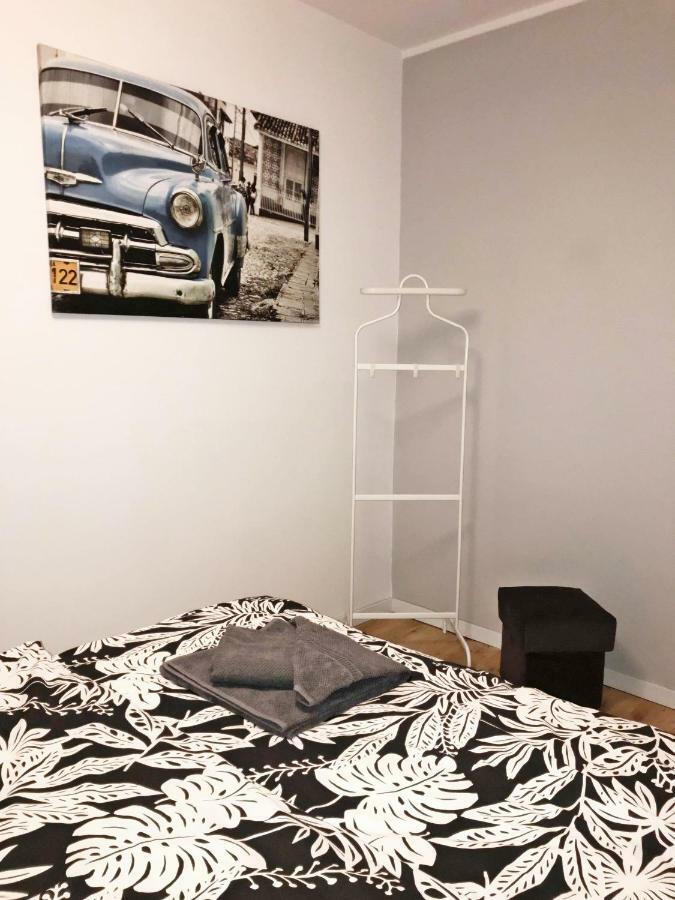 Powstancow Wielkopolskich 12 Poznań Exterior foto